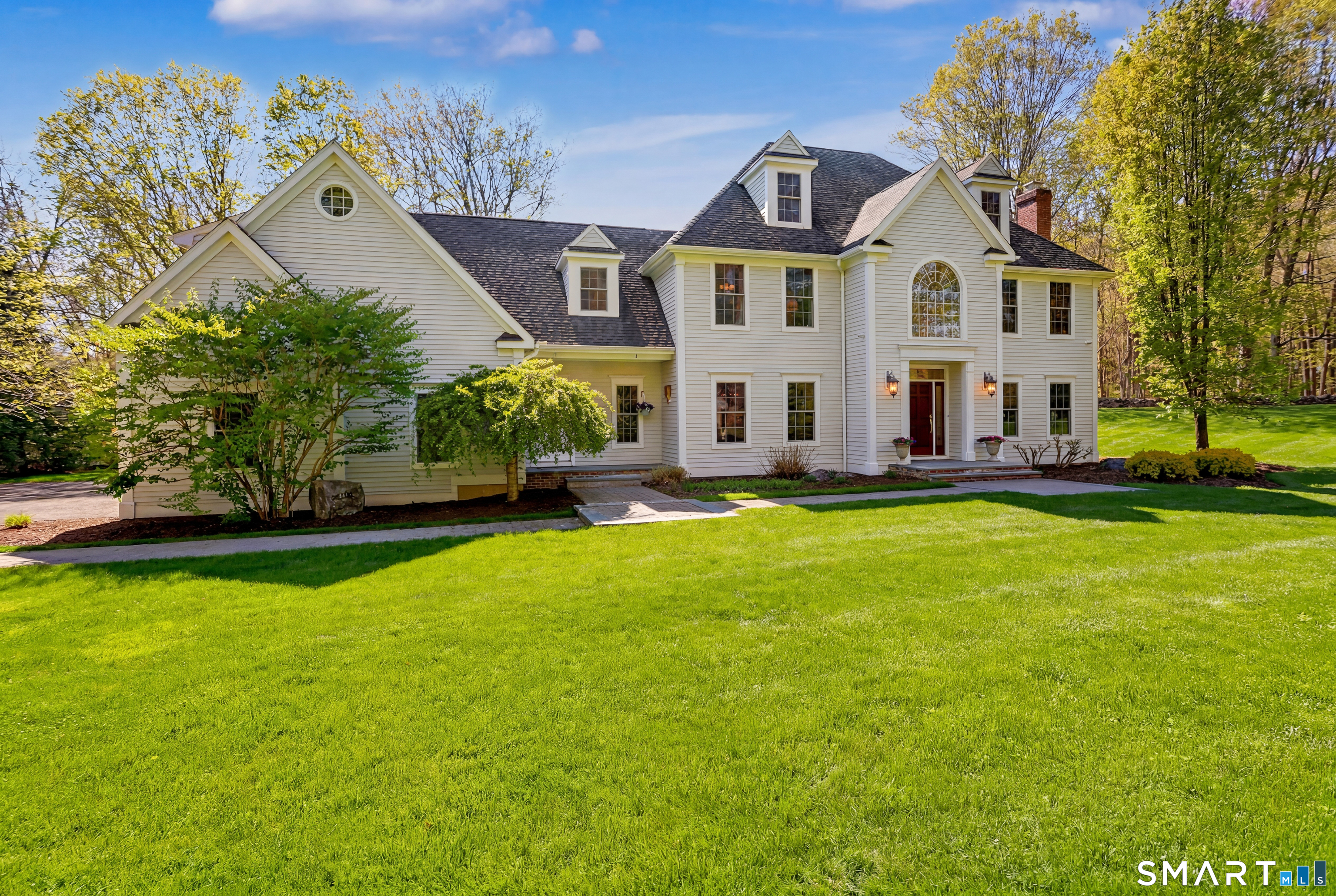 10 Chapman Place Redding CT 06896