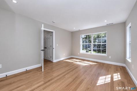 40 Acorn Lane Milford CT 06461