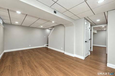 40 Acorn Lane Milford CT 06461