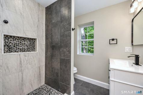40 Acorn Lane Milford CT 06461