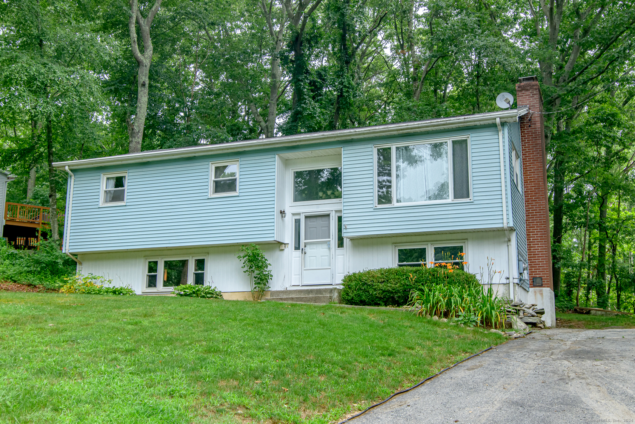 36 Hillwood Drive East Lyme CT 06357