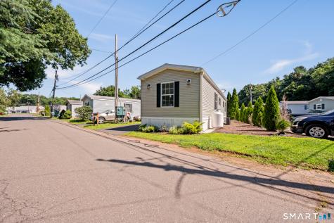 21 Western Sands Bridge Wallingford CT 06492