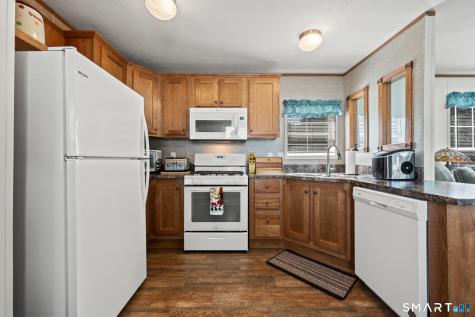 21 Western Sands Bridge Wallingford CT 06492