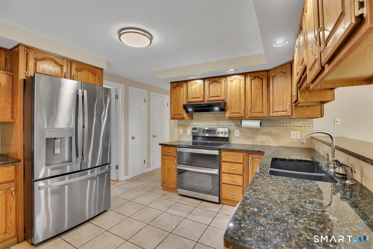 23 Silversmith Road Farmington CT 06085