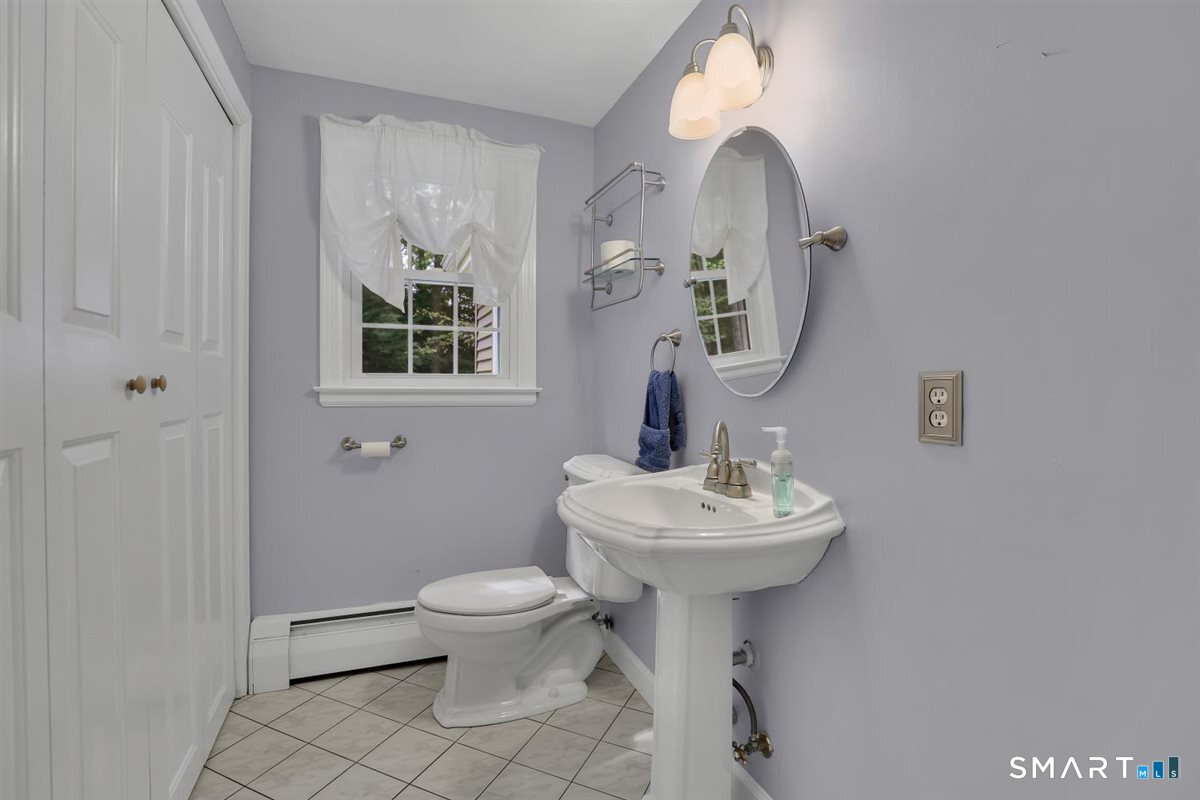 23 Silversmith Road Farmington CT 06085