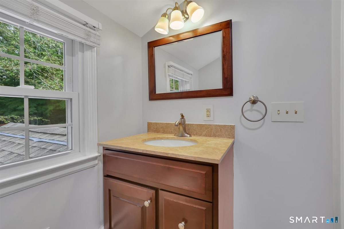 23 Silversmith Road Farmington CT 06085