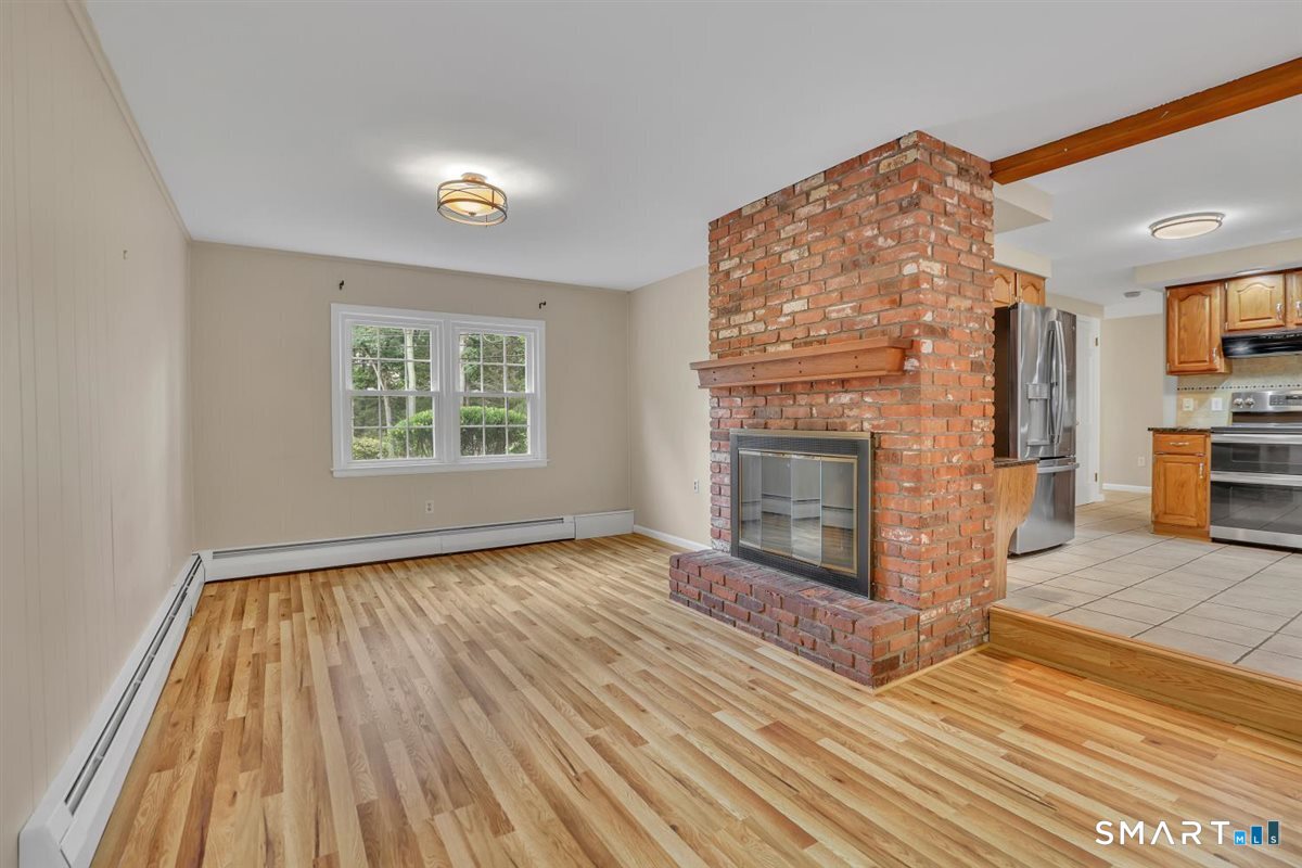 23 Silversmith Road Farmington CT 06085