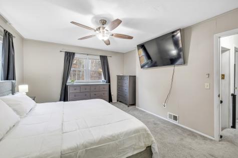 16 Silver Hill Road Derby CT 06418