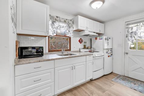 16 Silver Hill Road Derby CT 06418