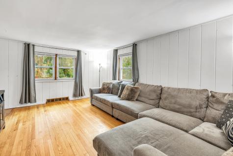 16 Silver Hill Road Derby CT 06418