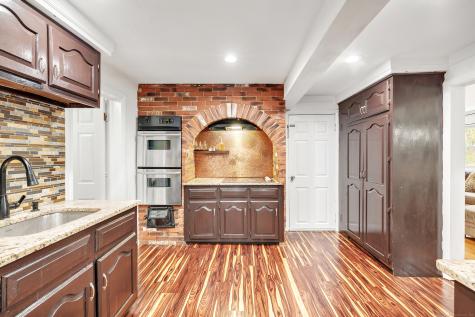 16 Silver Hill Road Derby CT 06418