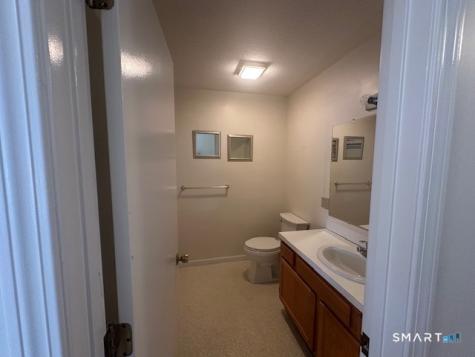 18 Kristen Court East Haven CT 06513