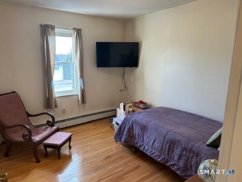 18 Kristen Court East Haven CT 06513