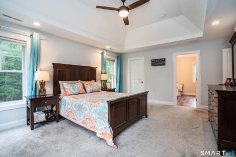 8 Windmill Lane Canton CT 06019