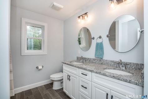 8 Windmill Lane Canton CT 06019
