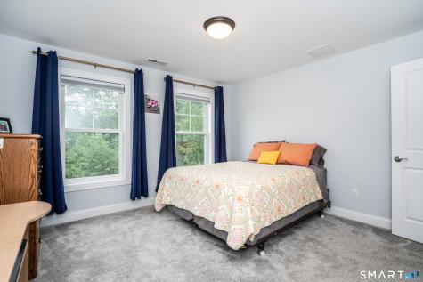 8 Windmill Lane Canton CT 06019