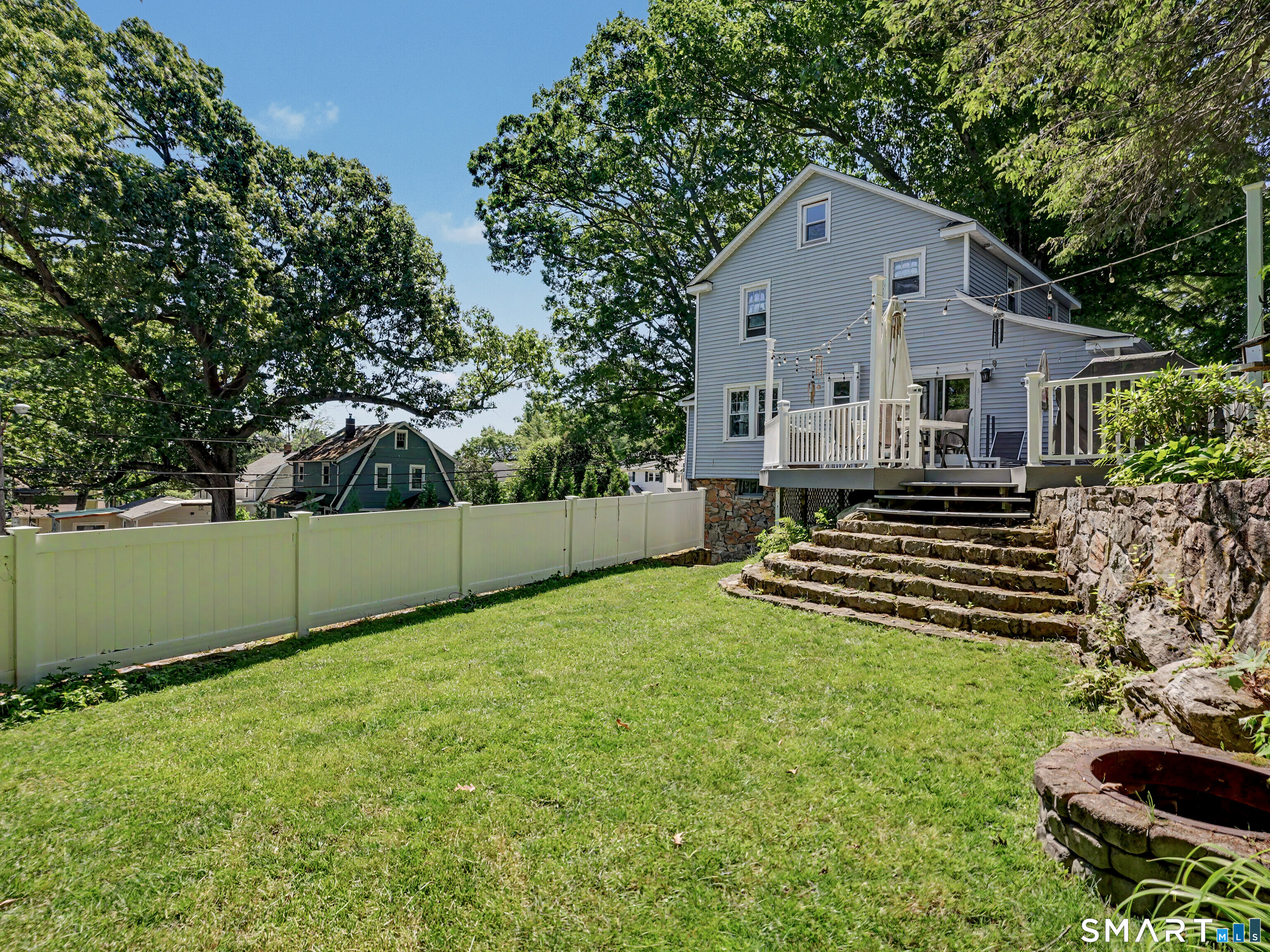 107 Knapp Street Stamford CT 06907