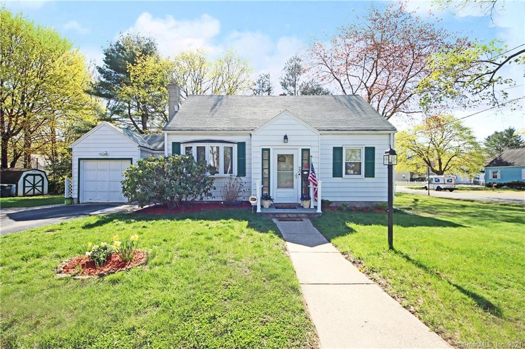 20 Alameda Place Bridgeport CT 06610