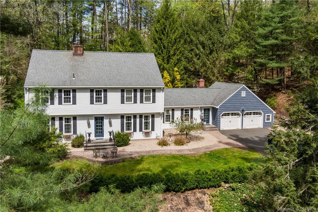 156 Reverknolls Avon CT 06001
