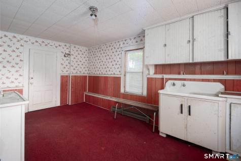 472 West Street Bristol CT 06010