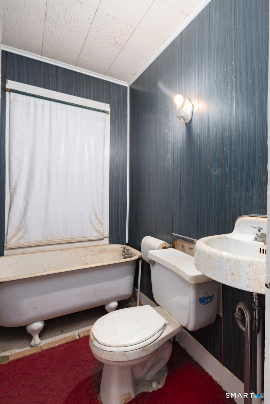 472 West Street Bristol CT 06010