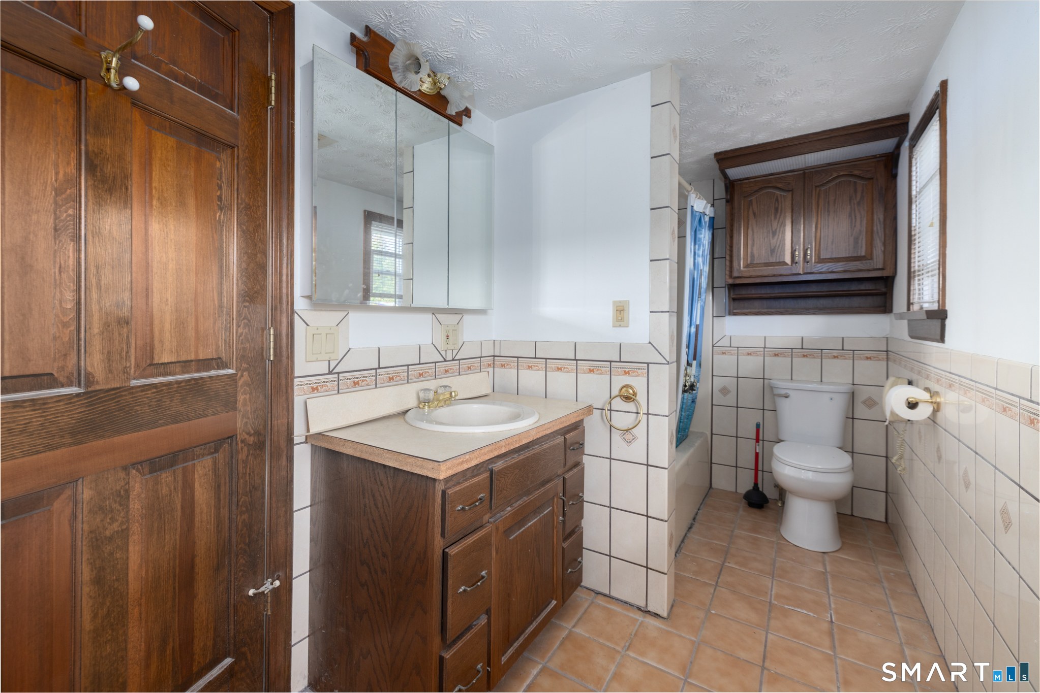 472 West Street Bristol CT 06010