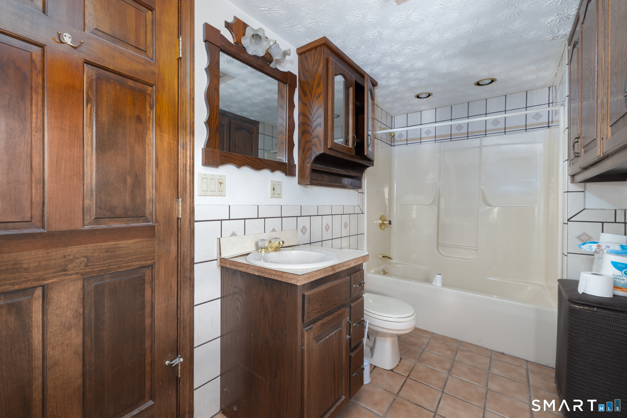 472 West Street Bristol CT 06010