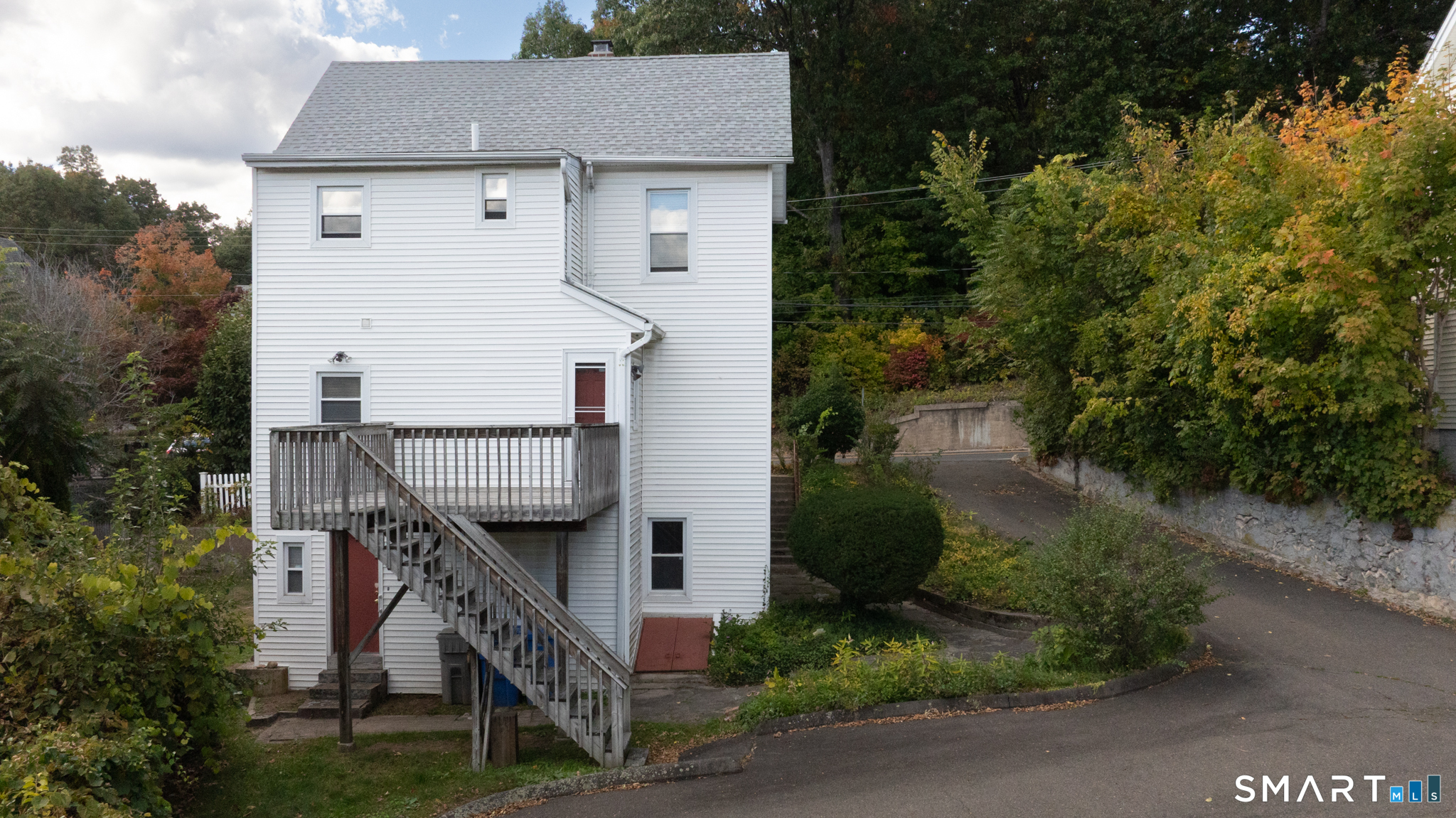 472 West Street Bristol CT 06010