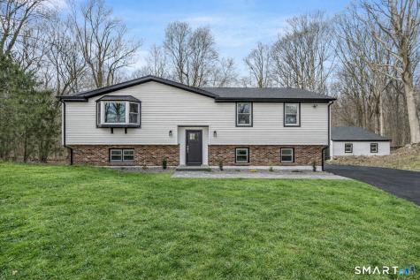 156 Fresh Meadow Lane Milford CT 06461
