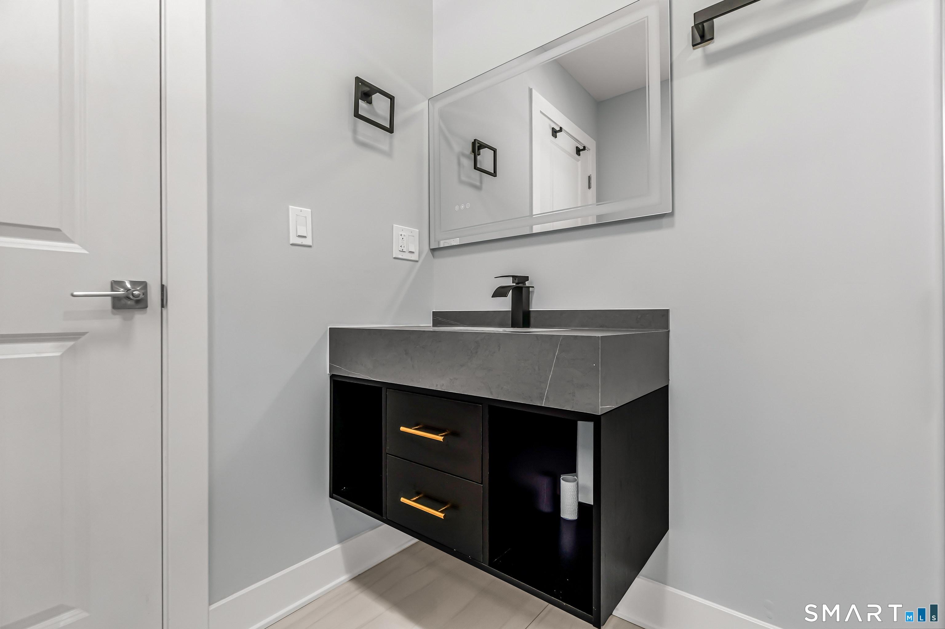 156 Fresh Meadow Lane Milford CT 06461