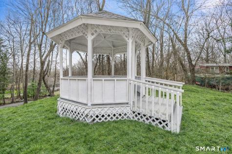 156 Fresh Meadow Lane Milford CT 06461