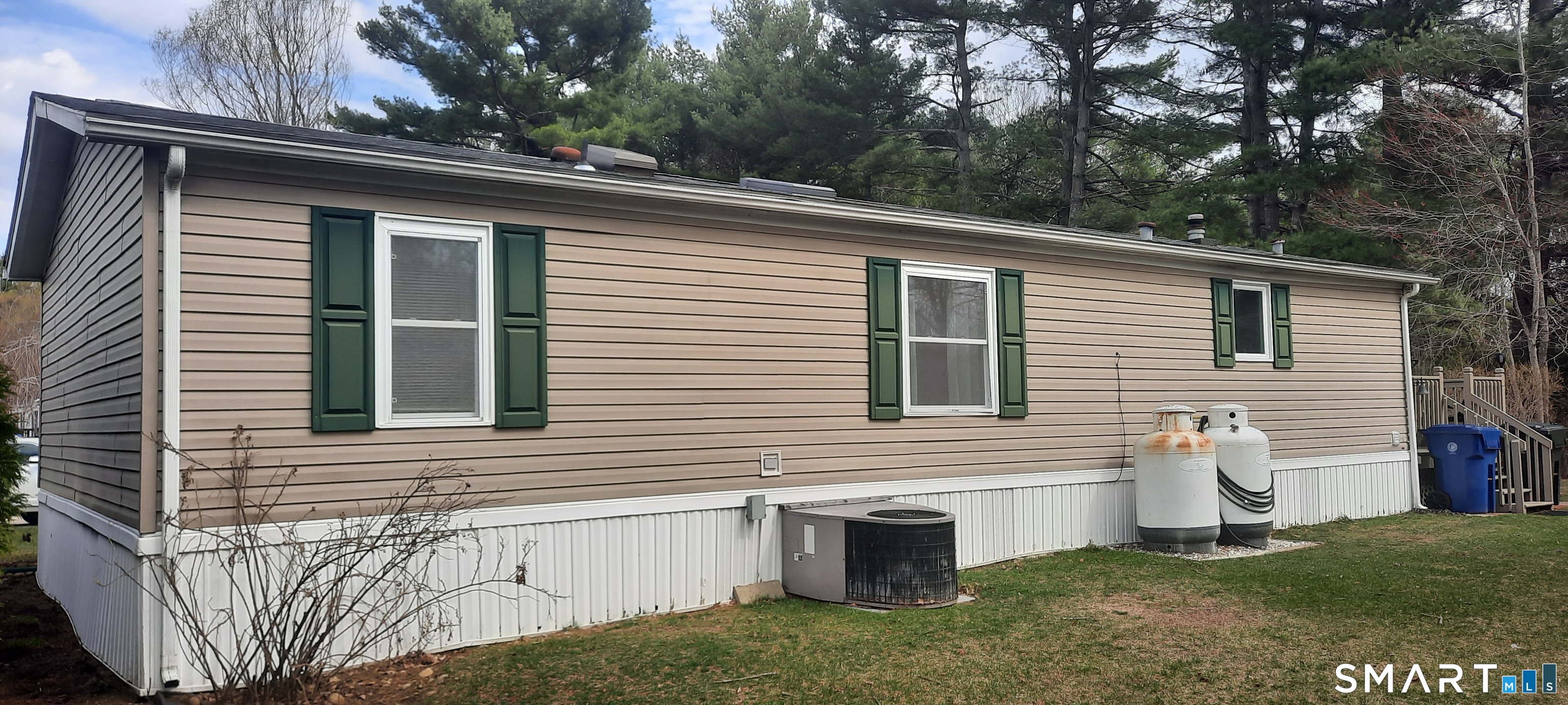 10 Elizabeth Lane Windham CT 06256