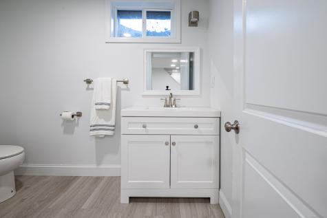 15 Griffing Pond Road Branford CT 06405