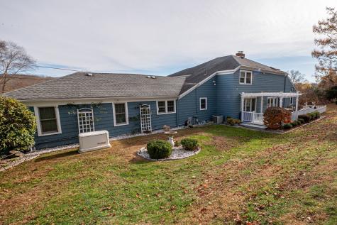 15 Griffing Pond Road Branford CT 06405