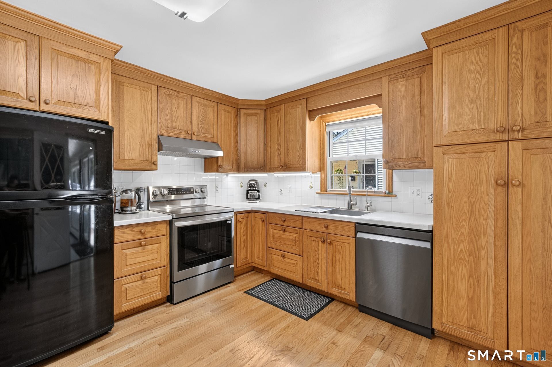 20 Woodrow Avenue Norwich CT 06360