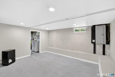 20 Woodrow Avenue Norwich CT 06360
