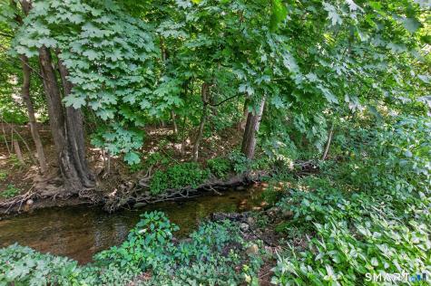20 Woodrow Avenue Norwich CT 06360