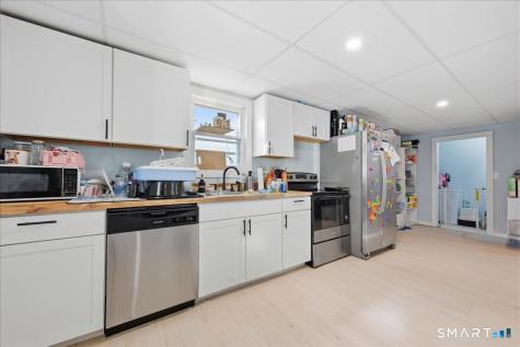 68 Division Street Norwich CT 06360