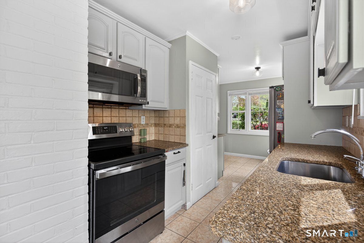 131 Clay Hill Road Stamford CT 06905
