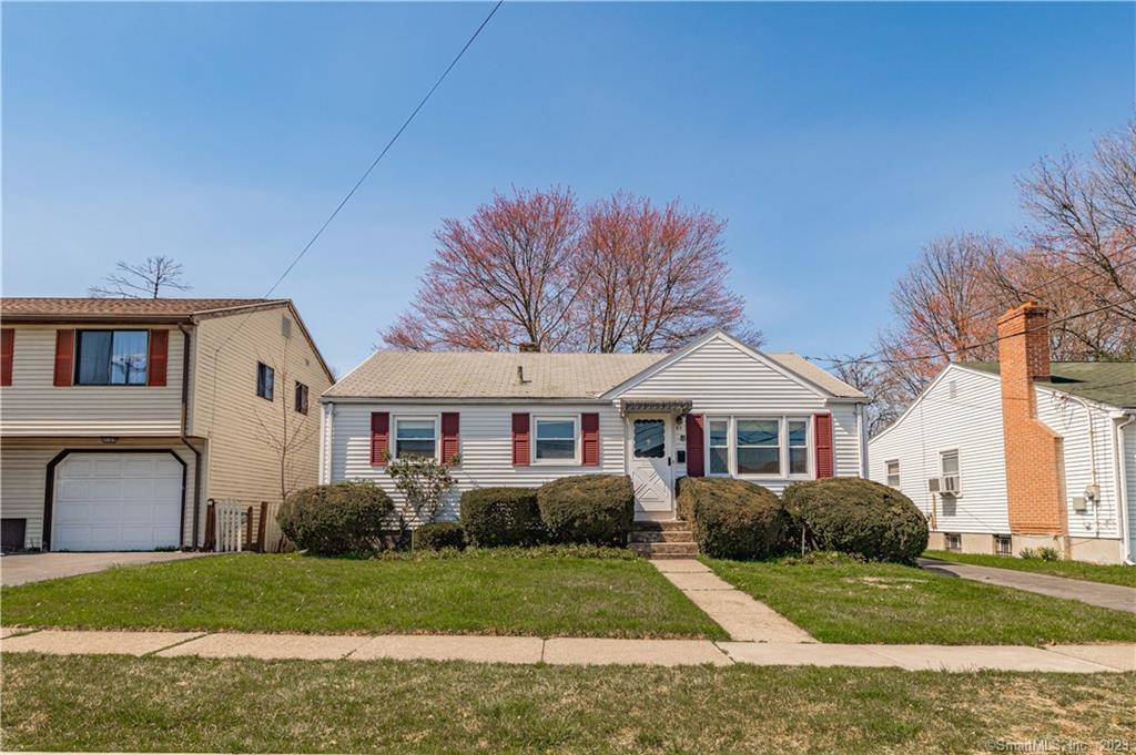 43 Hollywood Avenue West Hartford CT 06110