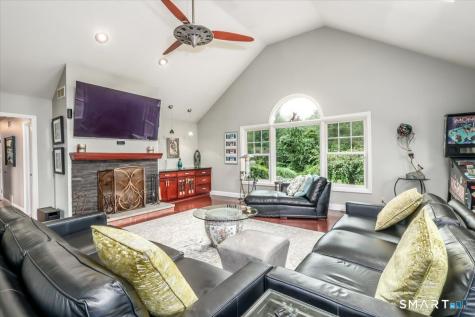 490 Cutlers Farm Road Monroe CT 06468