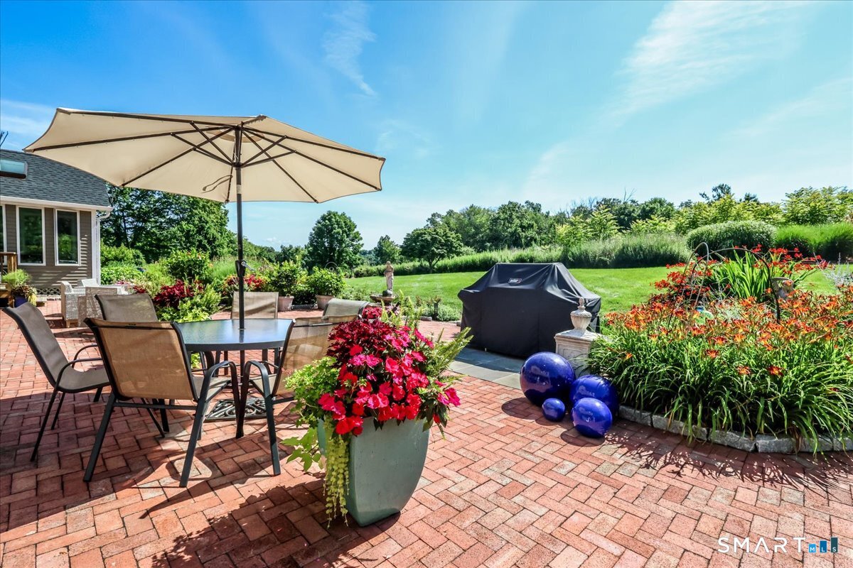 490 Cutlers Farm Road Monroe CT 06468