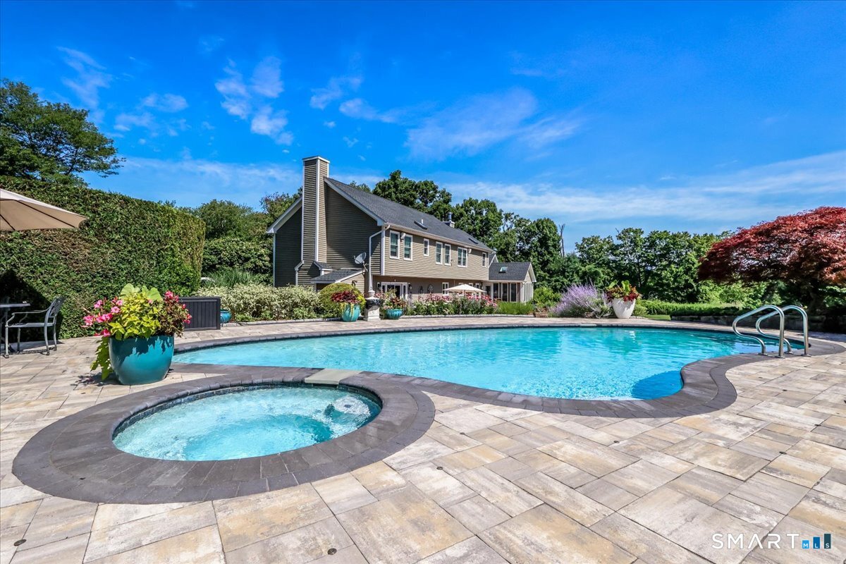 490 Cutlers Farm Road Monroe CT 06468