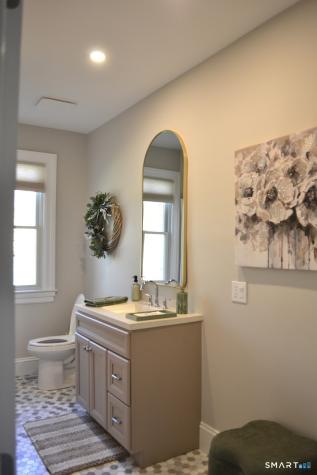 688 Main North Street Southbury CT 06488