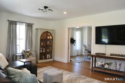 688 Main North Street Southbury CT 06488