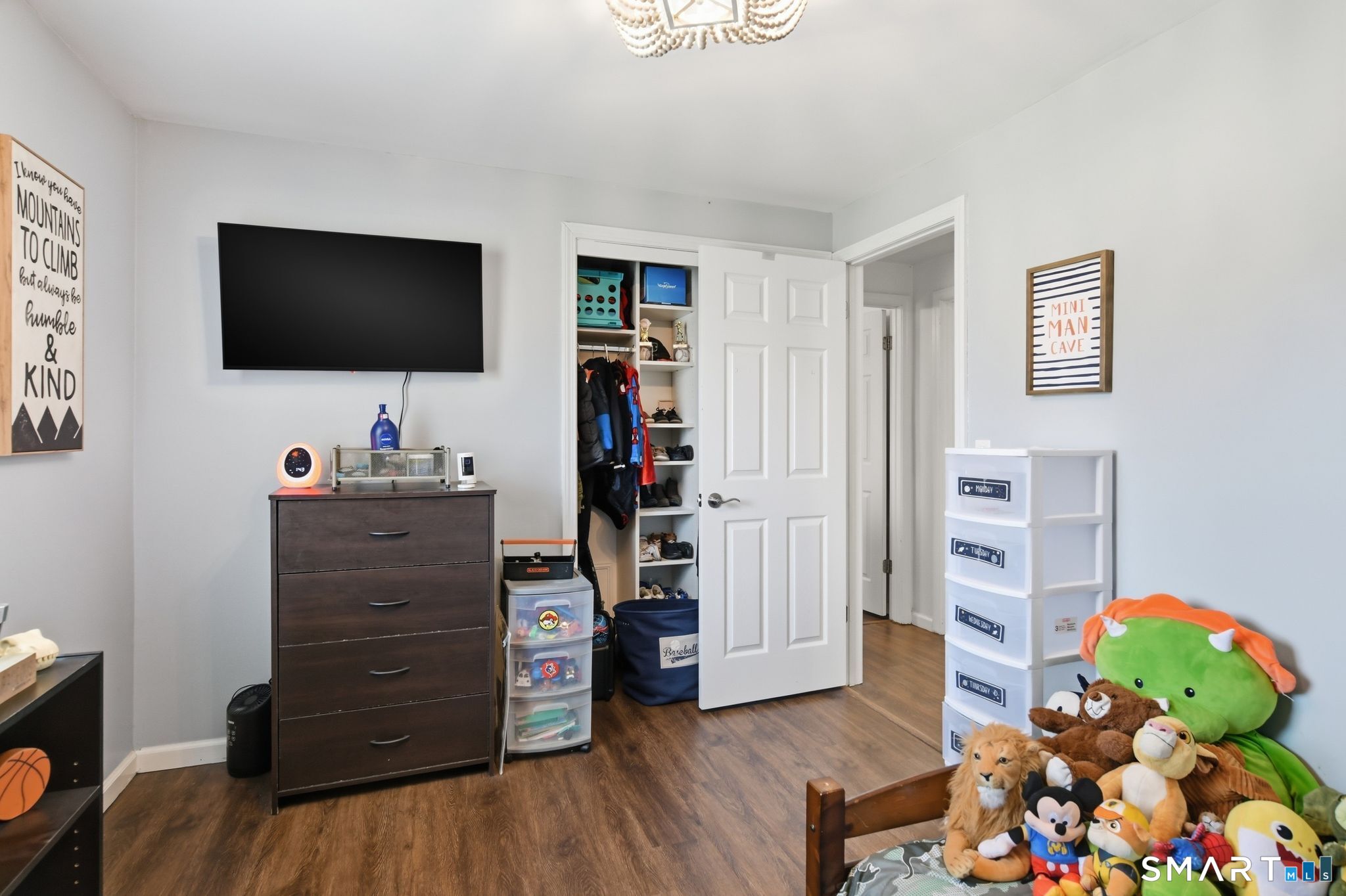 3 Bouvier Street Enfield CT 06082
