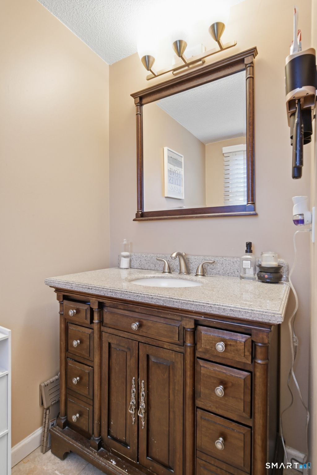 3 Bouvier Street Enfield CT 06082