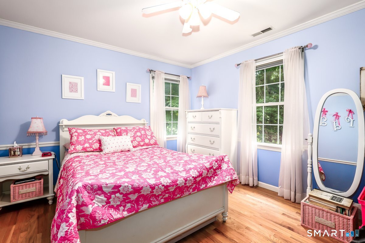 26 Bayberry Lane New Milford CT 06776