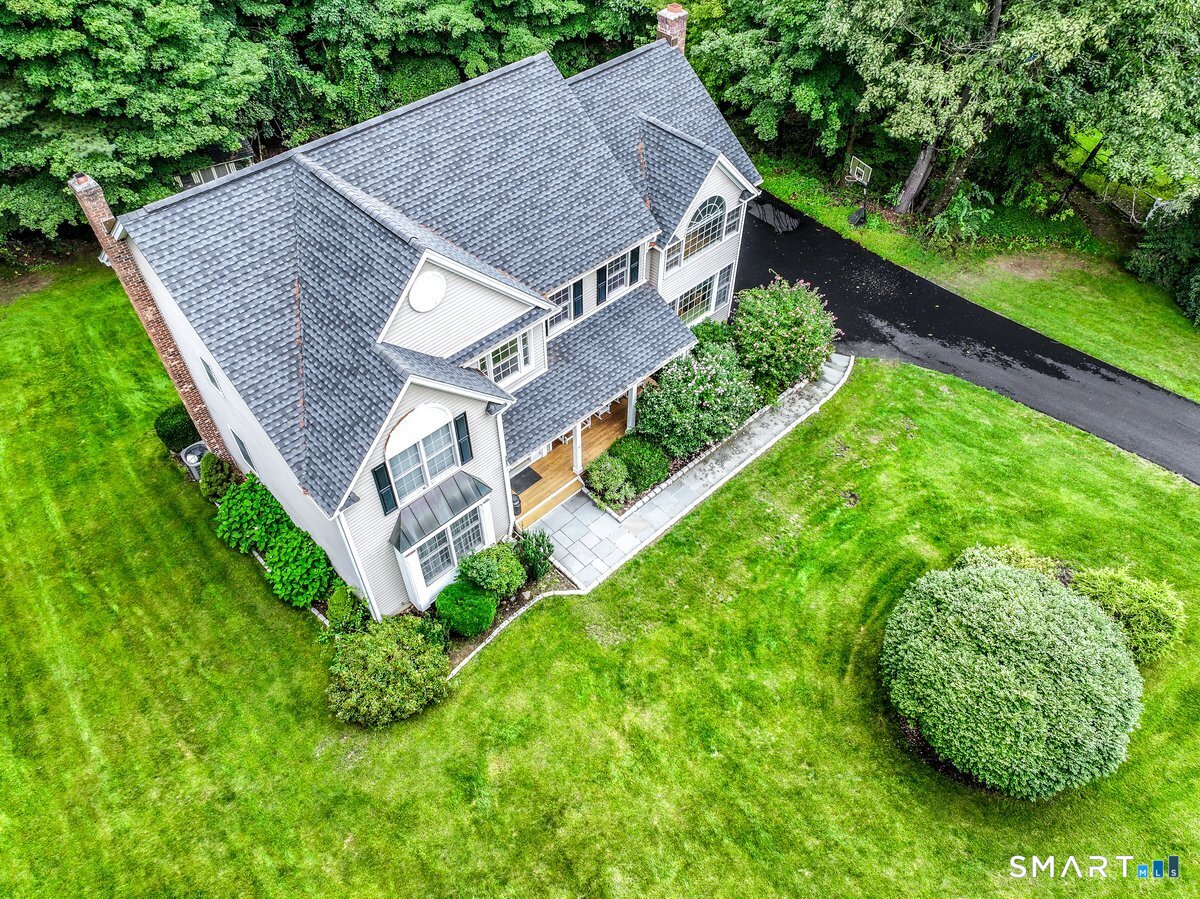 26 Bayberry Lane New Milford CT 06776
