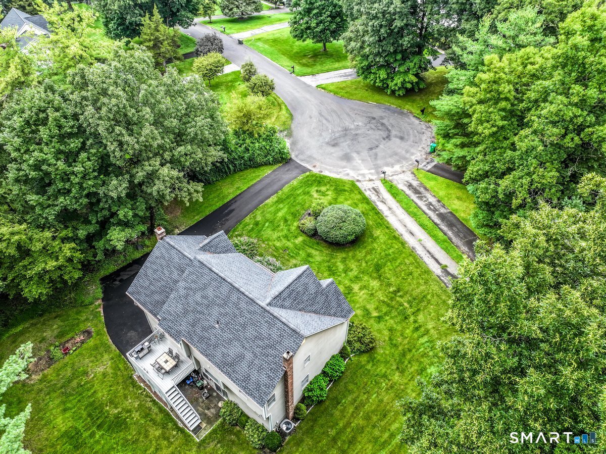 26 Bayberry Lane New Milford CT 06776